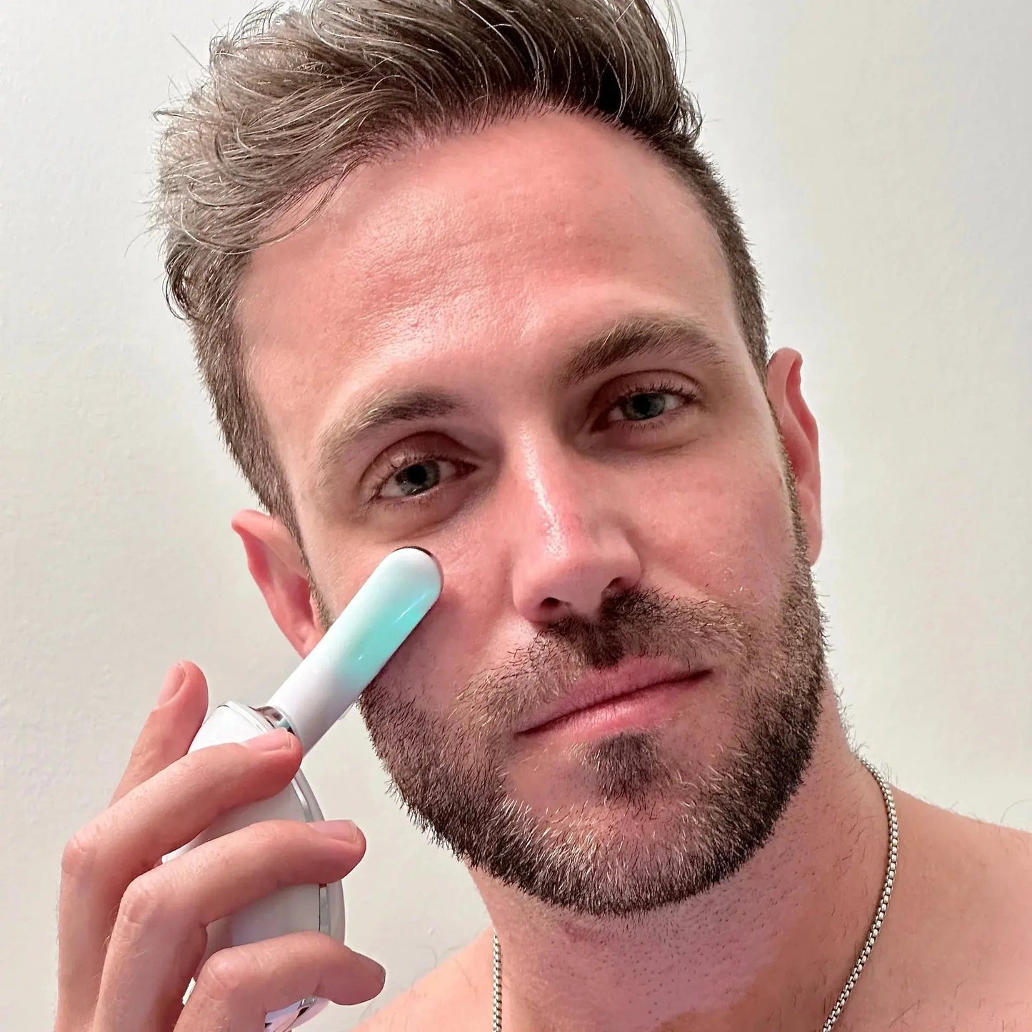 Last Day Promotion 60% OFF🔥 Facial & Neck Skin Lifting Massager