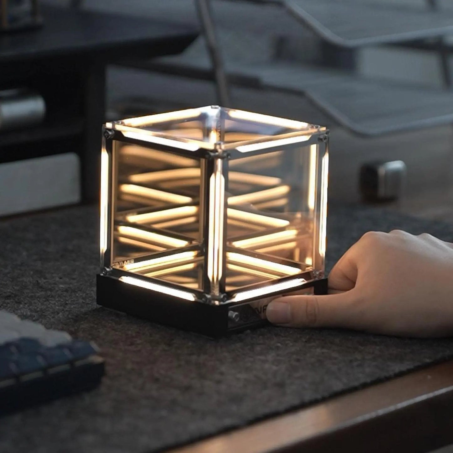 🏆Flash Sale#4D RGB Infinity Mirror Cube Light - Wireless Rechargeable Abyss Lamp
