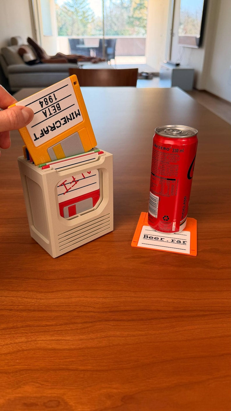 🔥Hot sale 49% off🔥 Floppy Disk Retro Tech Coaster Holder - w/8 Floppy Disc